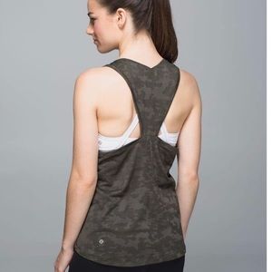 Lululemon Run for days Tank
